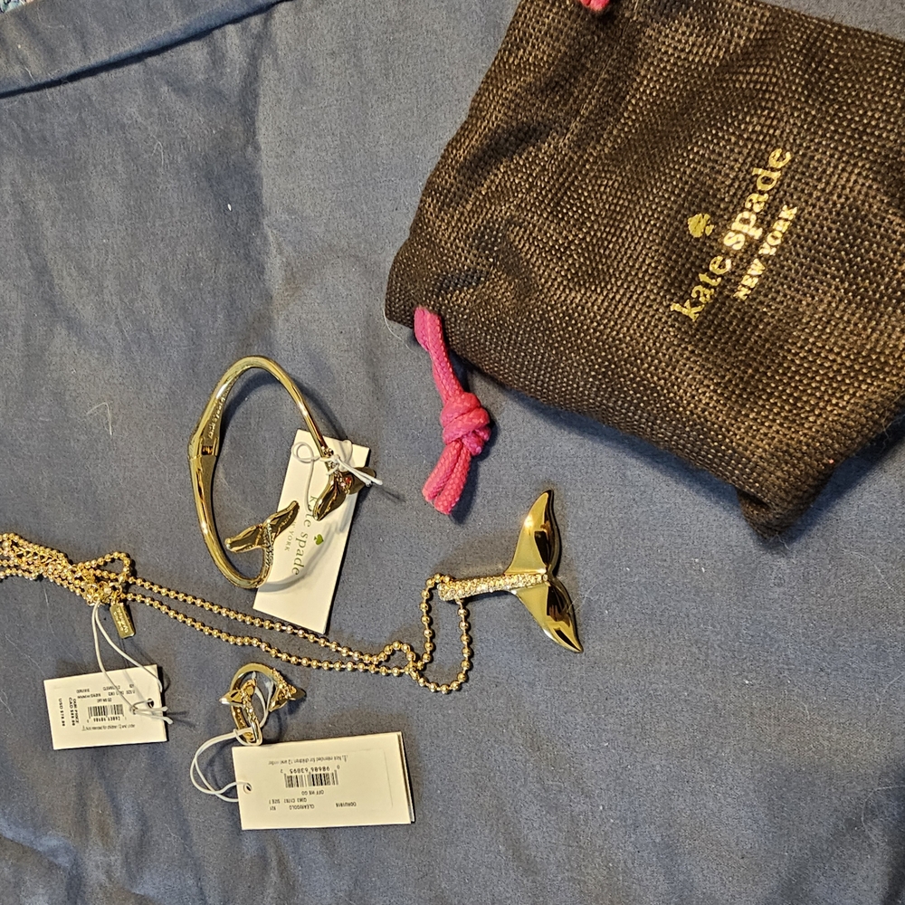 Kate Spade Gold Whale Tail Jewelry Set